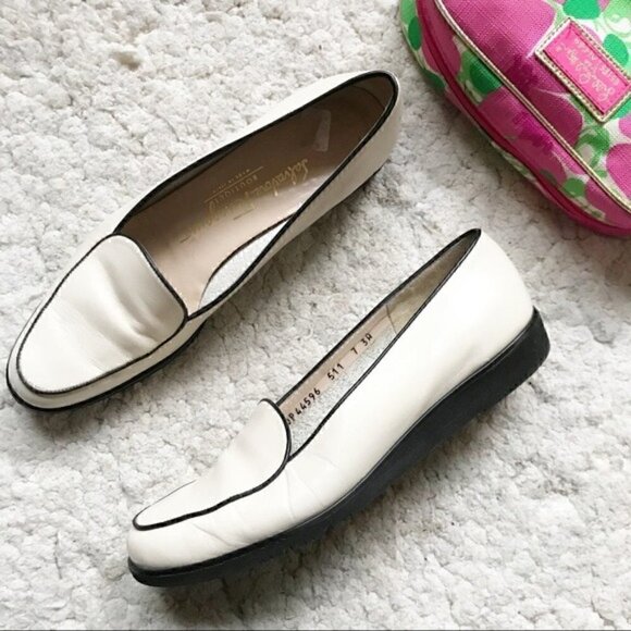 S.Ferragamo Vintage Cream Black Wedge Loafer 7AAA - Picture 1 of 13
